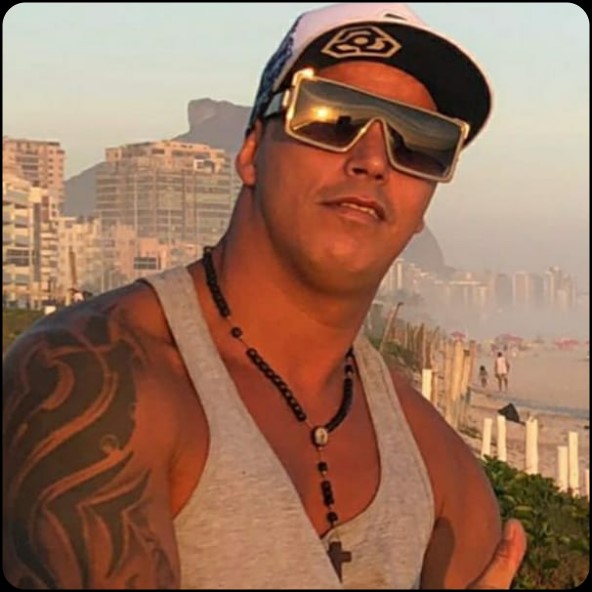 Kevin acompanhante masculino no Rio de Janeiro.