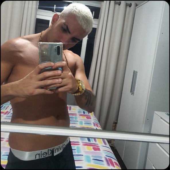 Luan acompanhante masculino em Vitória ES