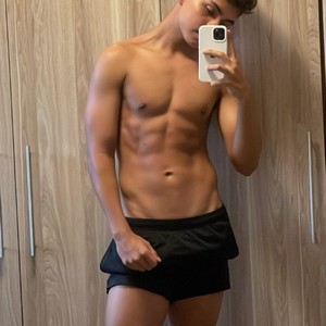 Theo Alves acompanhante masculino Balneário Camboriú SC_05